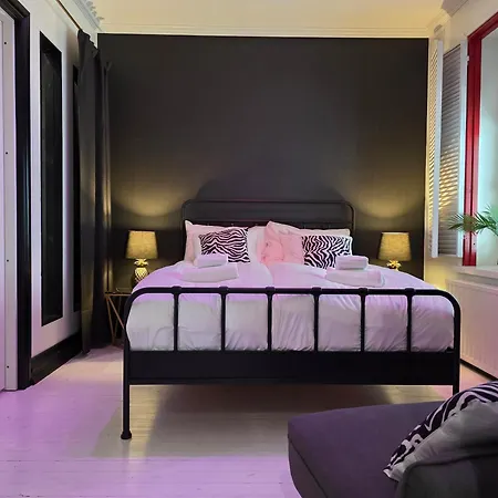 Xoxo Apartment